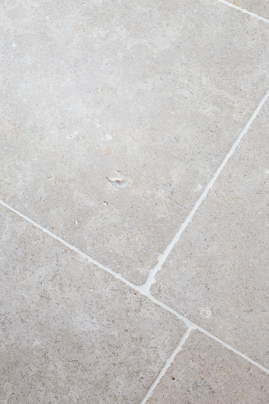 Dijon Tumbled Limestone Kitchen Tiles Closeup