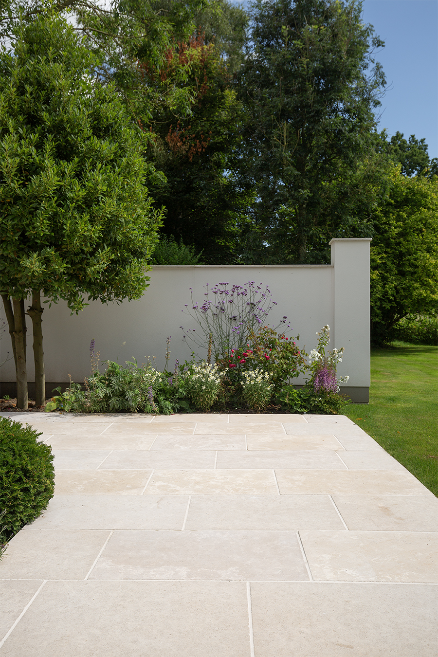 Dijon Tumbled Limestone Outdoor Paving